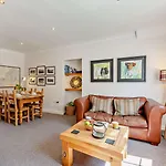 2 Bed In Oc-lcc47