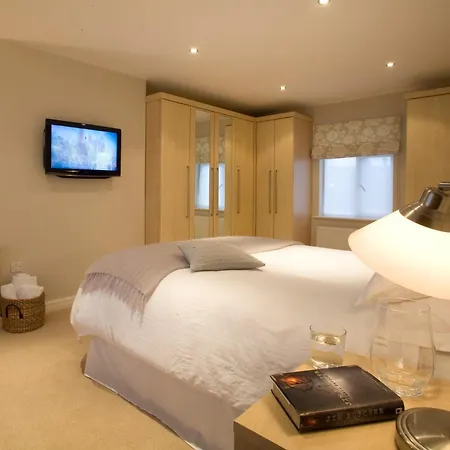 Holiday home 2 Bed In Lcc47 *