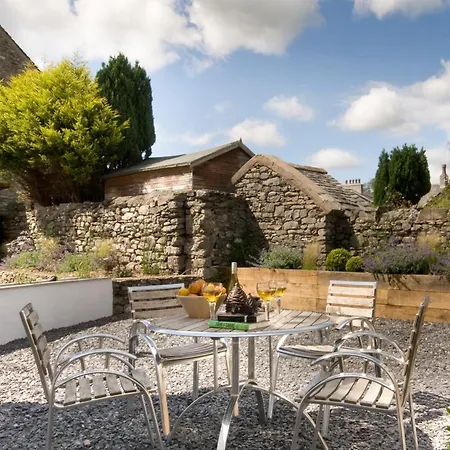 2 Bed In Lcc47 Cartmel