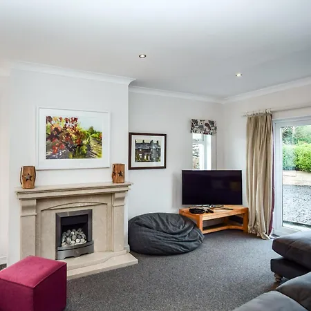 2 Bed In Lcc47 Holiday home